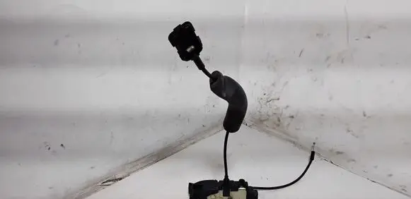 Renault Megane III Front door lock