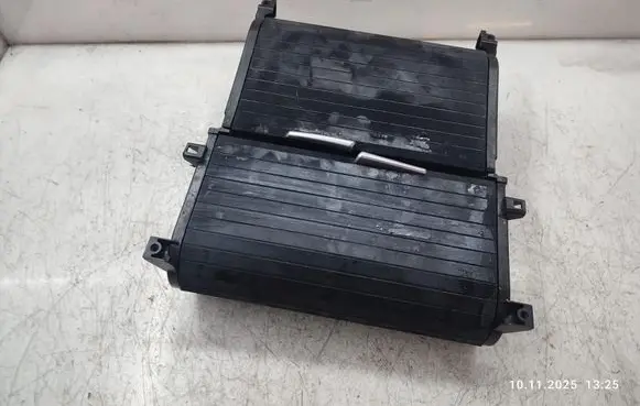 BMW X6 E71 Cup holder front 6954943 51166954943