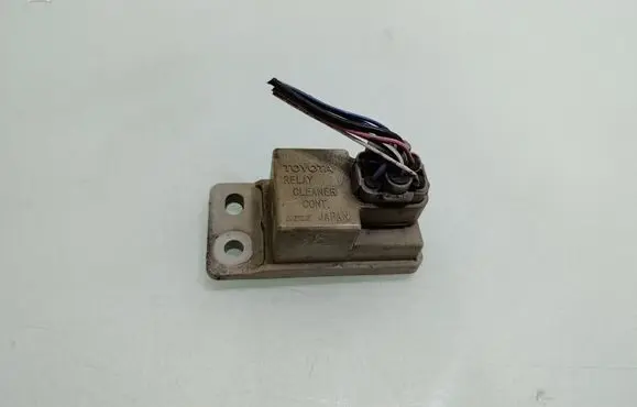 Lexus RX 330 - 350 - 400H Light washer relay 8594248010