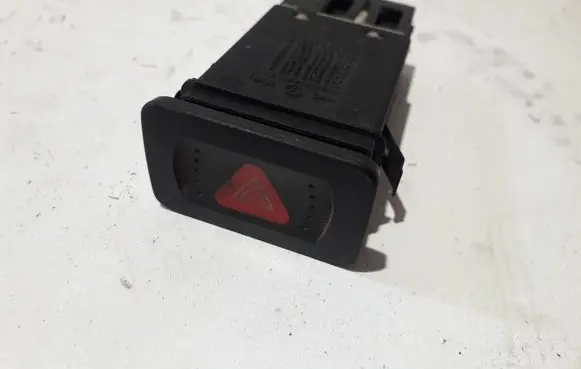 Volkswagen Golf IV Hazard light switch 1J0953235A 1J0959621B 1J0953235J