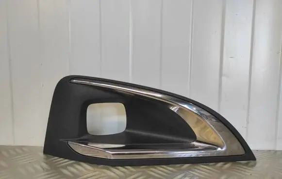Peugeot 3008 II Front fog light trim/grill 9815692777 C067600911S