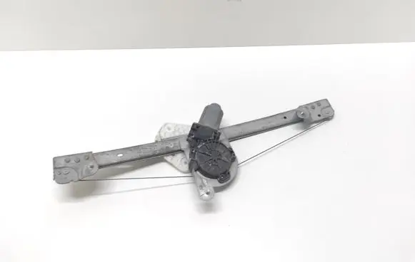 Dacia Logan I Front door window regulator with motor 400726G