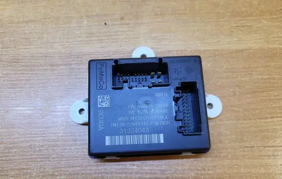 Volvo V60 Door control unit/module 31394043