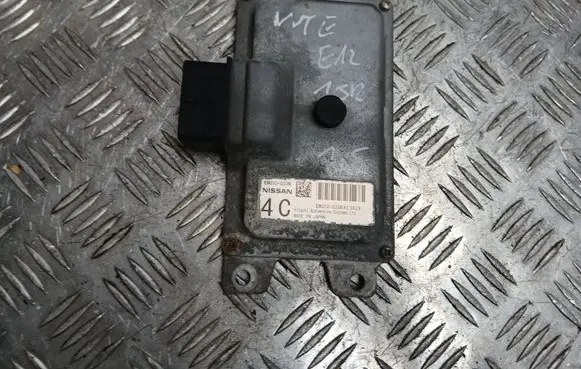 Nissan Note (E12) Gearbox control unit/module EMU10033N