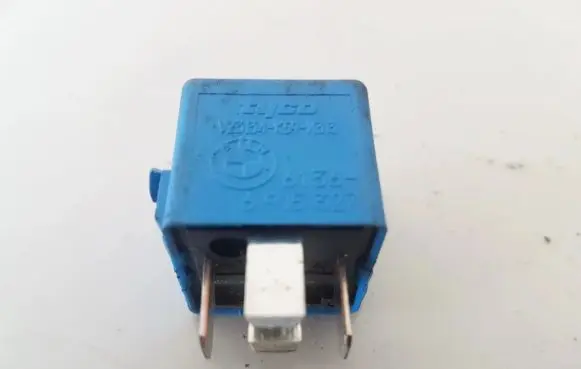 BMW 5 E34 Other relay 61366915327 61.36-6915327