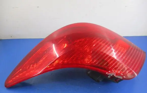 Peugeot 308 Rear/tail lights 96814447XT