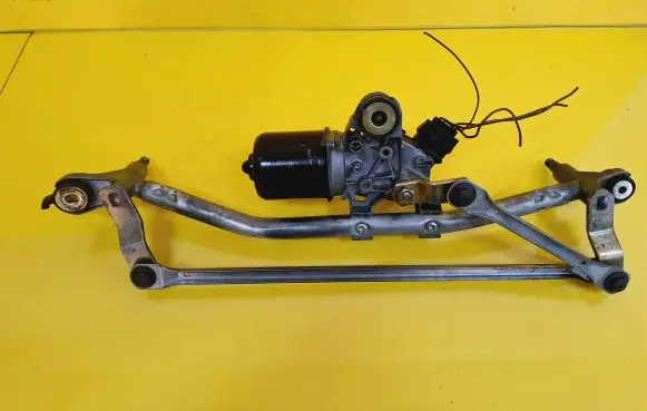 Citroen C2 Front wiper linkage 
