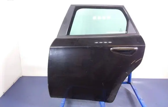 Alfa Romeo 159 Rear door 