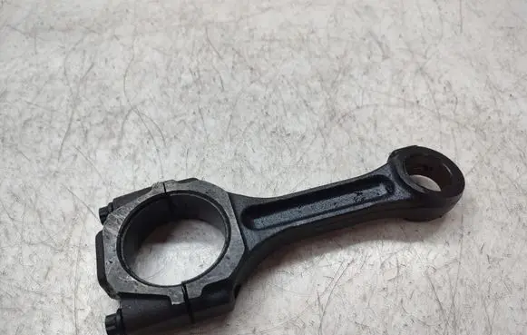 Hyundai Santa Fe Connecting rod/conrod 