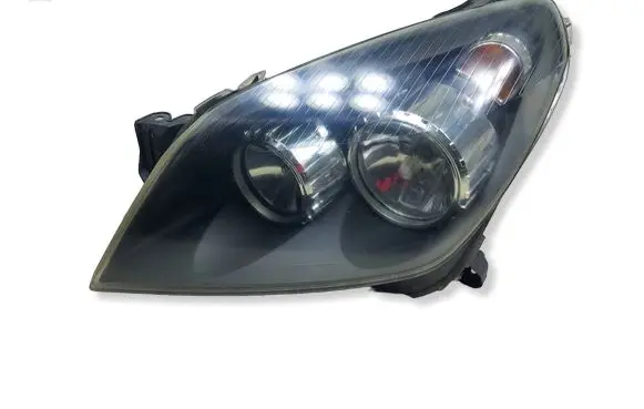 Opel Astra H Headlight/headlamp 1EG27037001KASACJ 1EG27037001