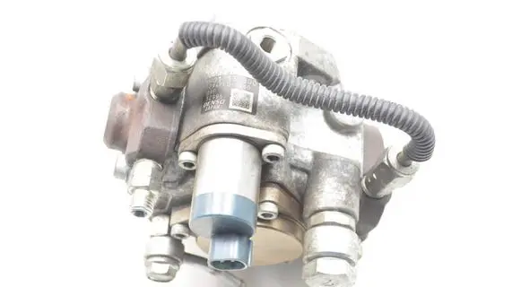 Mazda 6 Fuel injection high pressure pump SH0113800