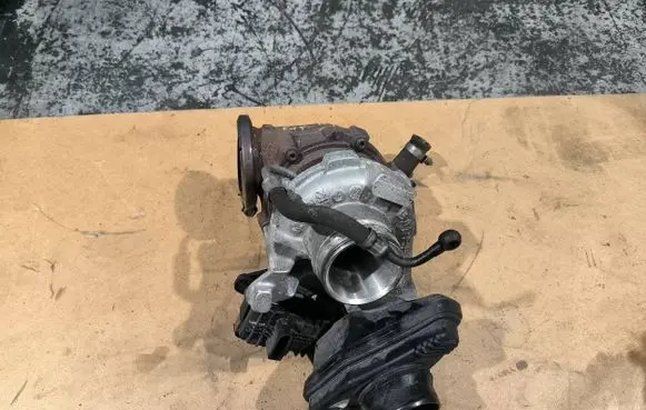 BMW X5 F15 Turbo 782320211 6060940011