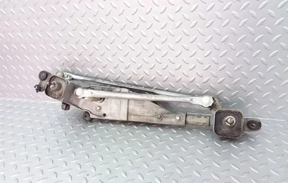 Subaru B9 Tribeca Front wiper linkage and motor 39071AL