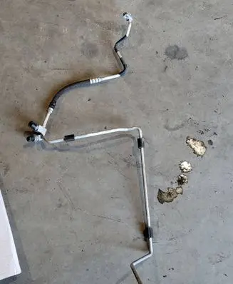 BMW 1 F20 F21 Air conditioning (A/C) pipe/hose 19032410