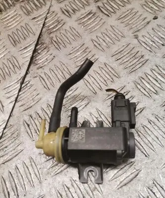 Audi A3 S3 8P Turbo solenoid valve 1j0906283c