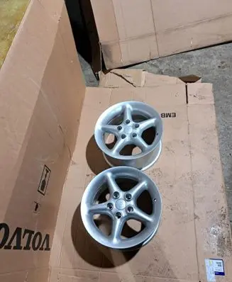Audi A6 S6 C4 4A R15 alloy rim 4A0071493A