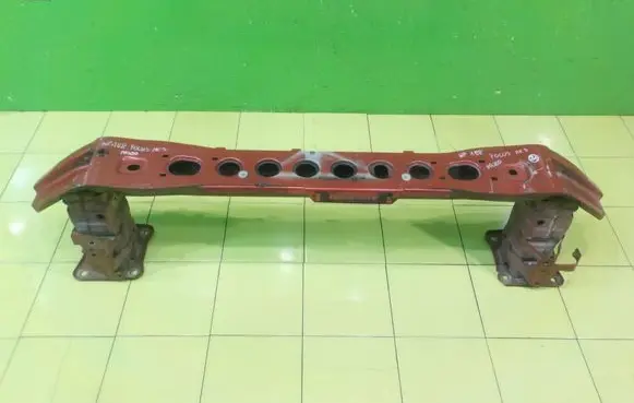 Ford Focus Front bumper foam support bar PRZOD