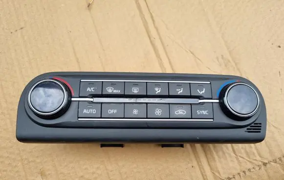 KIA Xceed Other switches/knobs/shifts 97250-J7202
