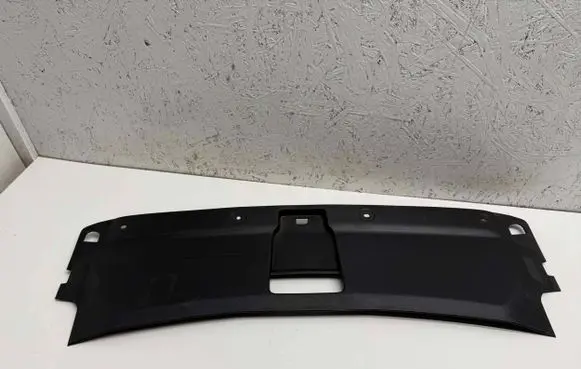 Audi Q3 8U Radiator trim 8U0807081B