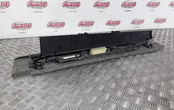 Audi Q5 SQ5 Trunk/boot trim cover 8R0861827 8R0861529B