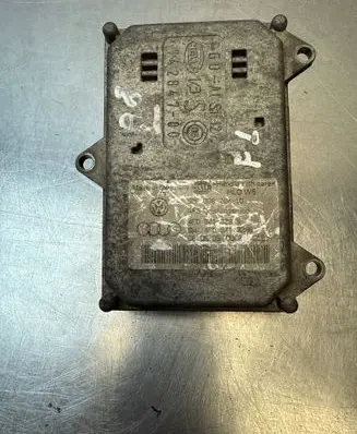 Audi A8 S8 D3 4E Headlight ballast module Xenon 5DF00870410 4F0941329B