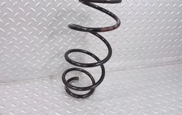 Mercedes-Benz C W204 Front coil spring A2043210504 2043210504