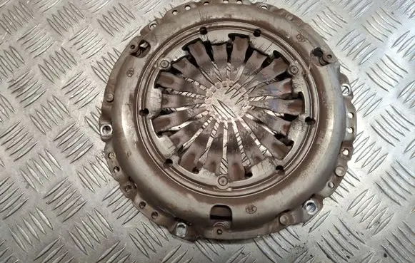 Peugeot 308 Pressure plate 9801354780