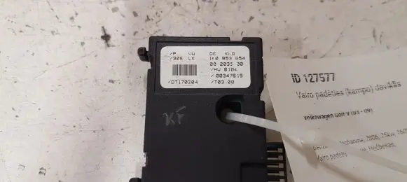 Volkswagen Golf V Steering angle sensor 1K0959654 00203500