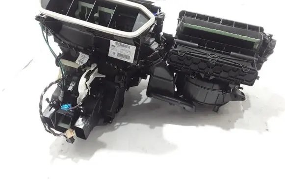 Cupra Formentor Interior heater climate box assembly 5WB816001B