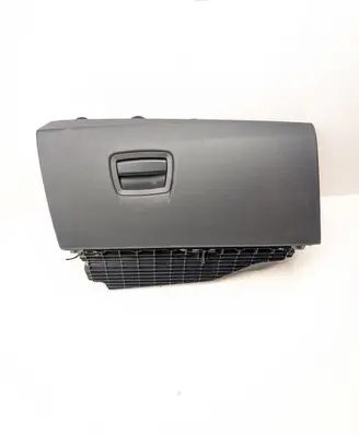 BMW 5 F10 F11 Glove box 9173907