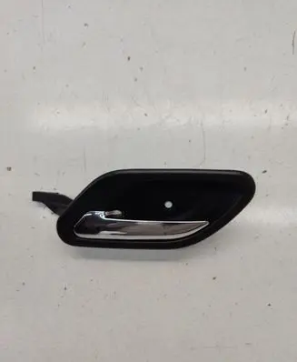 BMW 5 E39 Front door interior handle 8226049