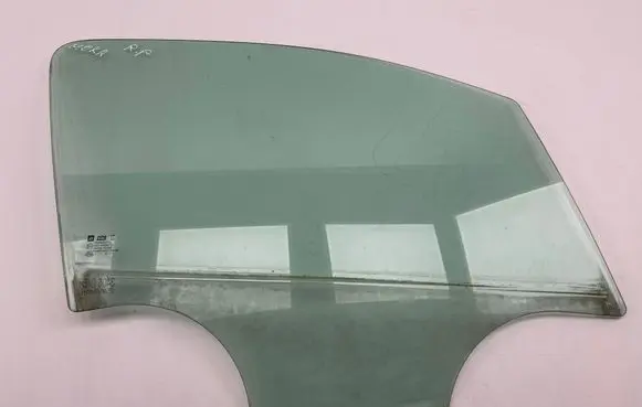 Opel Mokka Front door window glass four-door 43R000383 DOT748AS2M43