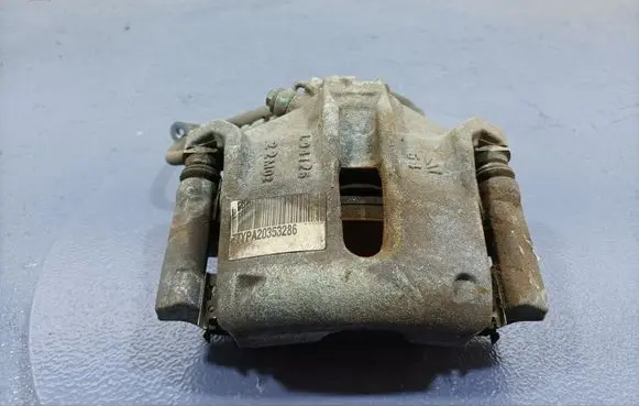 Peugeot 208 II Front brake caliper