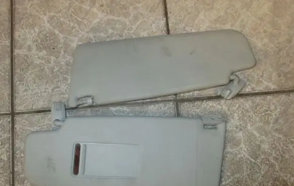 Skoda Fabia Mk2 (5J) Sun visor