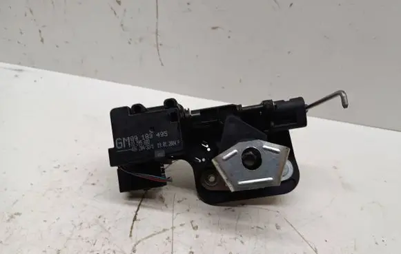 Opel Corsa C Tailgate exterior lock 09183495