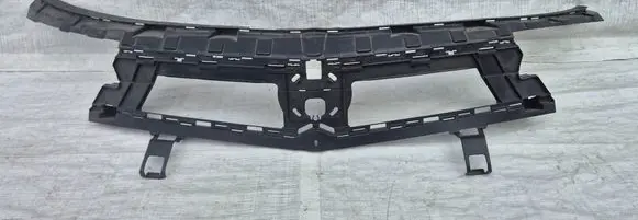 Opel Astra L Front grill 9839953880