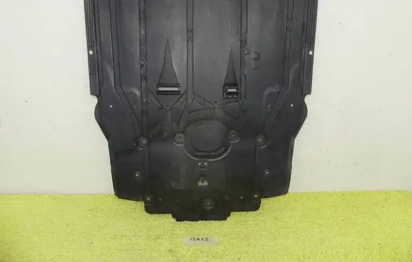 Mercedes-Benz A W177 Engine splash shield/under tray 2475201500