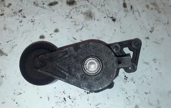 Audi A3 S3 8P Generator/alternator belt tensioner 038903315F