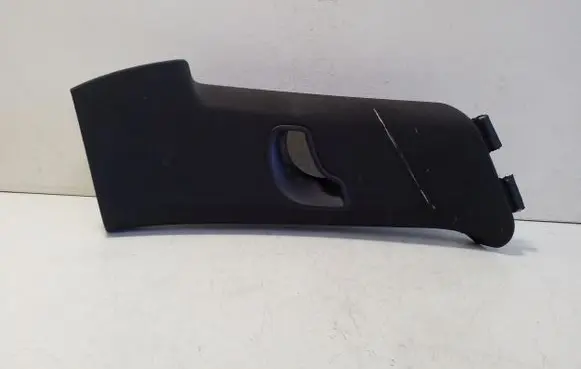 Volkswagen Touareg II (C) pillar trim 7P6867241G