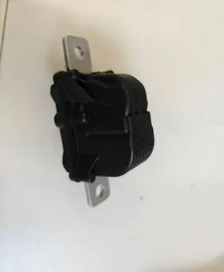 Tesla Model 3 Battery relay fuse 109515800C 106468900I