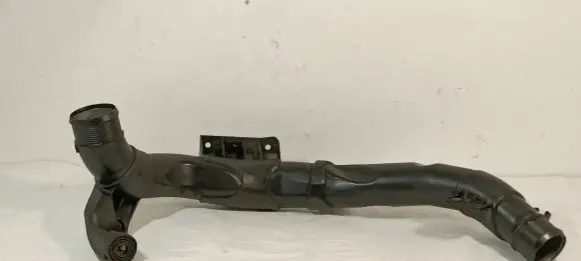 Volkswagen Golf VI Intercooler hose/pipe 5N0145840D