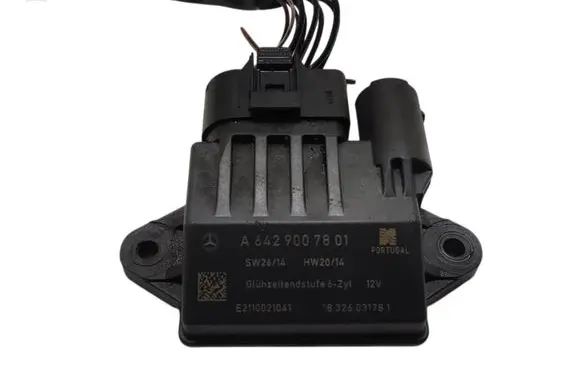 Mercedes-Benz S W221 Glow plug pre-heat relay A6429007801