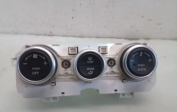 Mazda 6 Climate control unit E6A