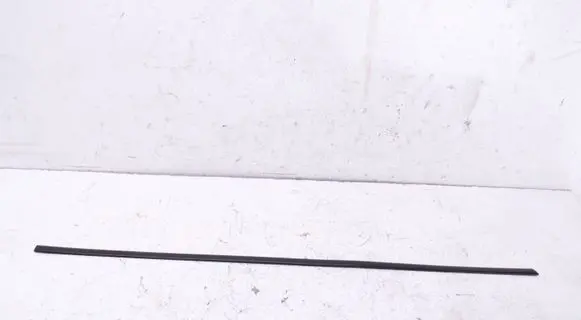 BMW 4 F32 F33 Rear side glass trim 0266V