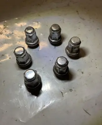 Toyota Land Cruiser (HDJ90) Nuts/bolts 