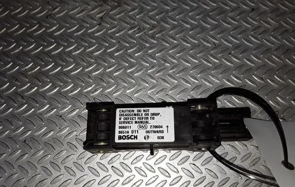 Mitsubishi Carisma Airbag deployment crash/impact sensor