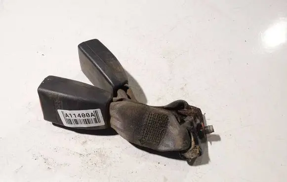 KIA Cerato Rear seatbelt buckle