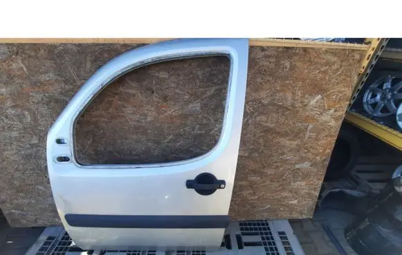 Fiat Doblo Front door