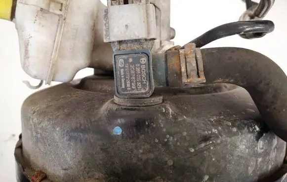 Chevrolet Cruze Valve vacuum 0265005321 20876799