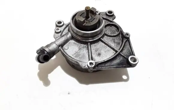 Hyundai ix 55 Vacuum pump 386103A500